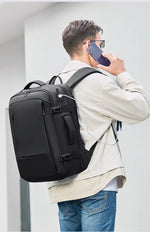 A Large Capacity Backpack For Men's Commuting Travel
